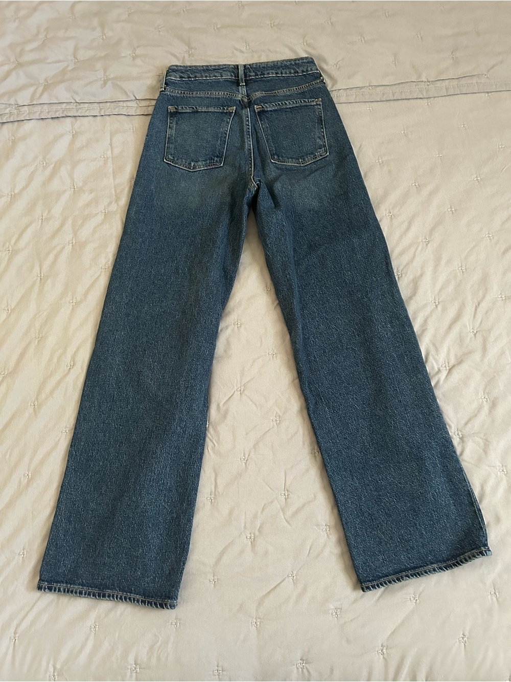 Old Navy Extra High-Rise Sky-Hi Wide Leg Jeans - Dark Blue - Picture 2 of 3